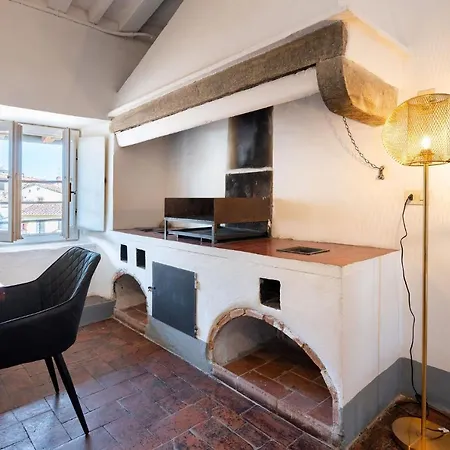 Borgo Santa Croce *