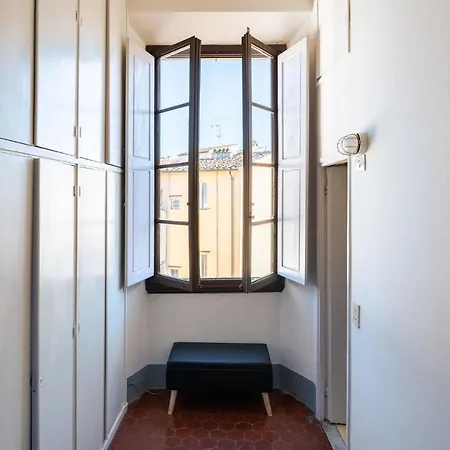 Borgo Santa Croce Apartment